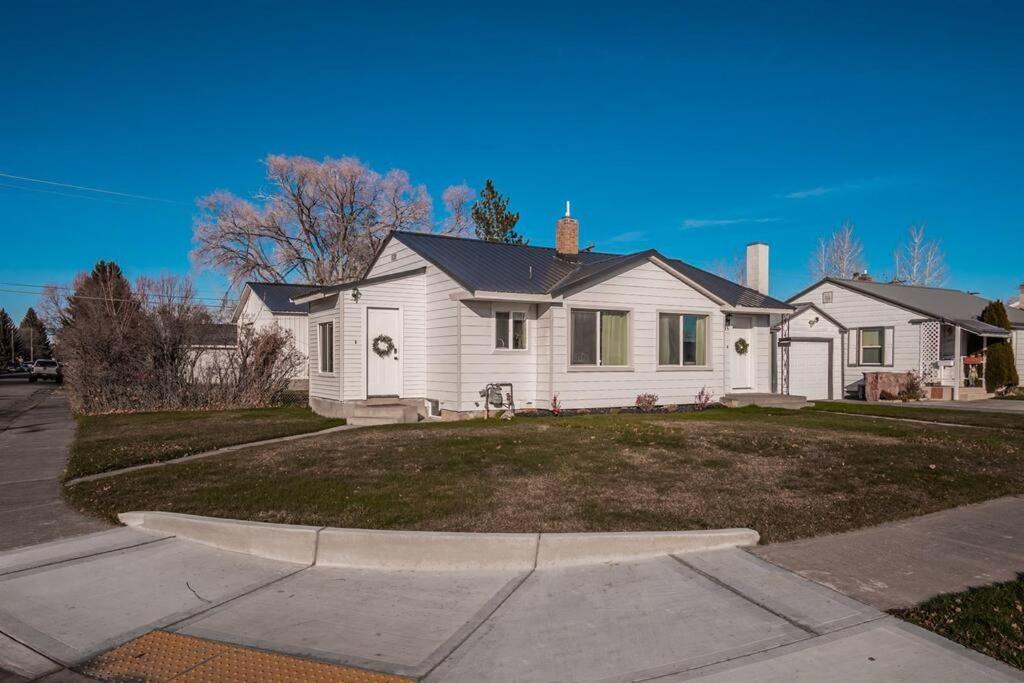 Professionally Designed Central Idaho Falls Home - 4 Bed 2 Bath Eksteriør bilde